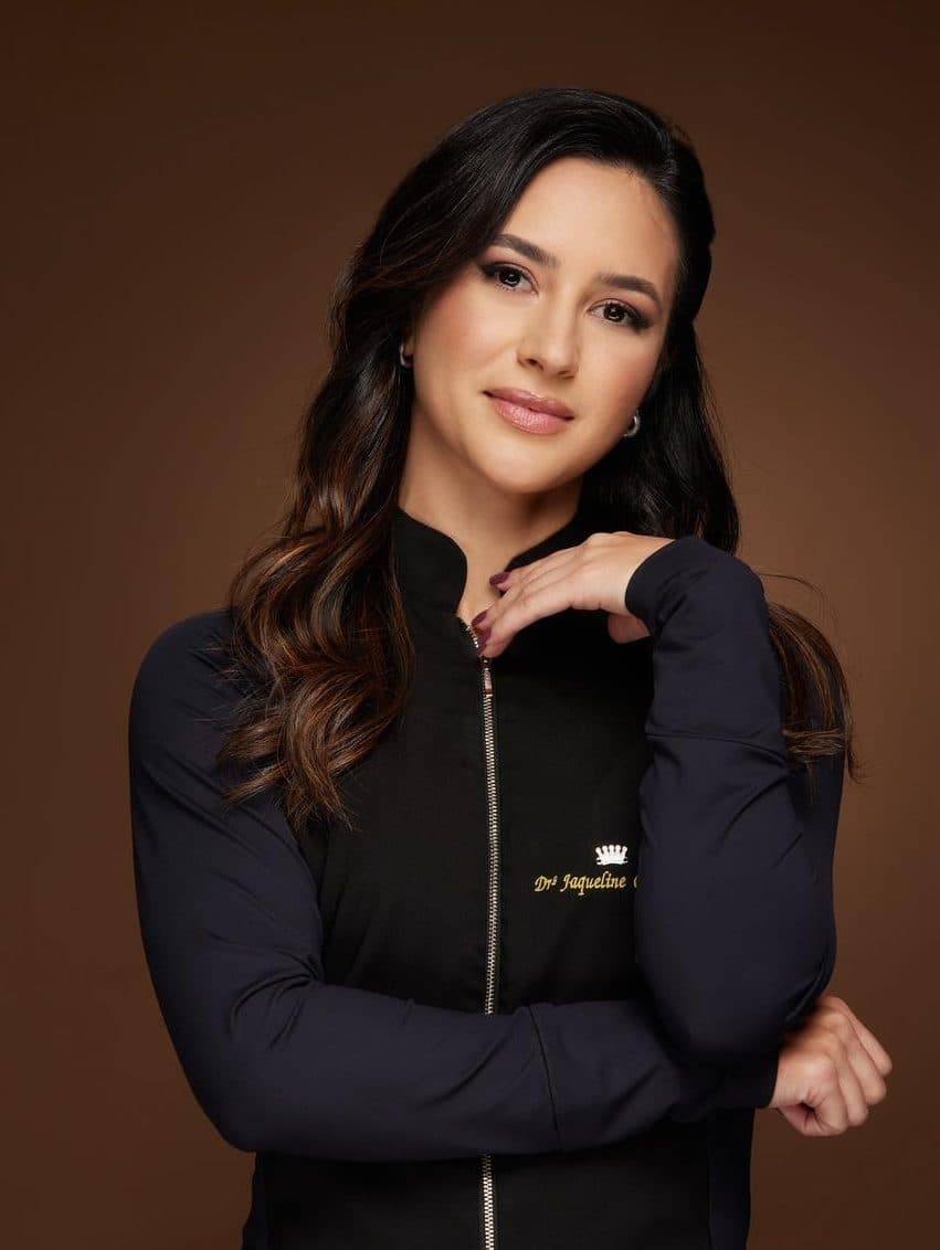 Dra. Jaqueline Roque